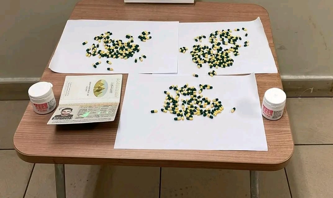 جمارك مطار القاهرة الدولي تحبط 7 محاولات تهرب جمركي لركاب قادمين من الخارج