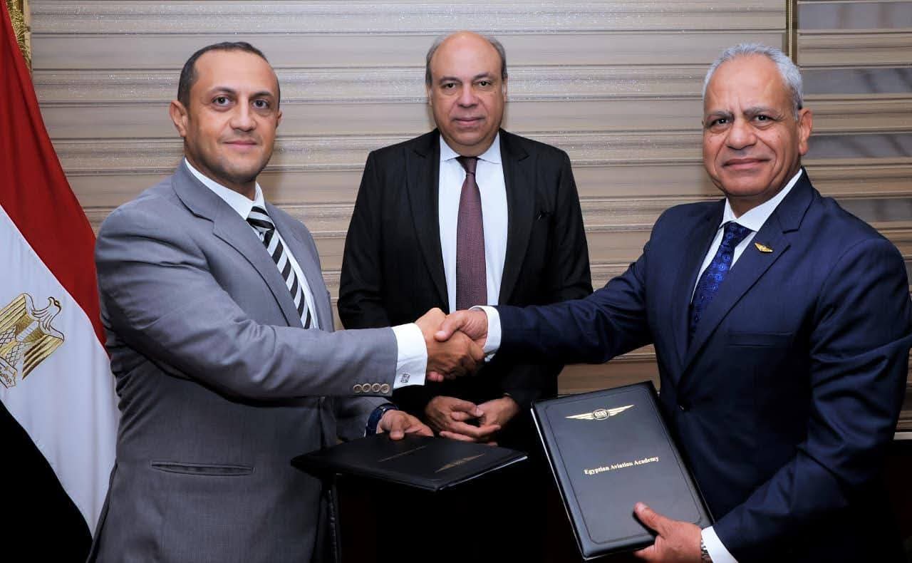 خطة تدريبية متكاملة لرفع كفاءة العاملين بالمطارات وفق معايير ICAO الدولية