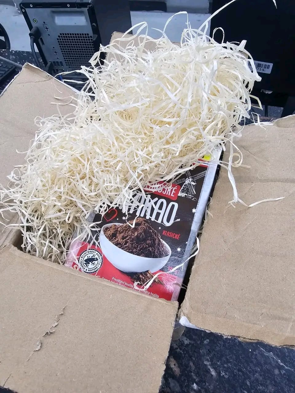 جمارك مطار القاهرة تحبط محاولة تهريب 130 جرامًا من مخدر الآيس بقيمة 150 ألف جنيه