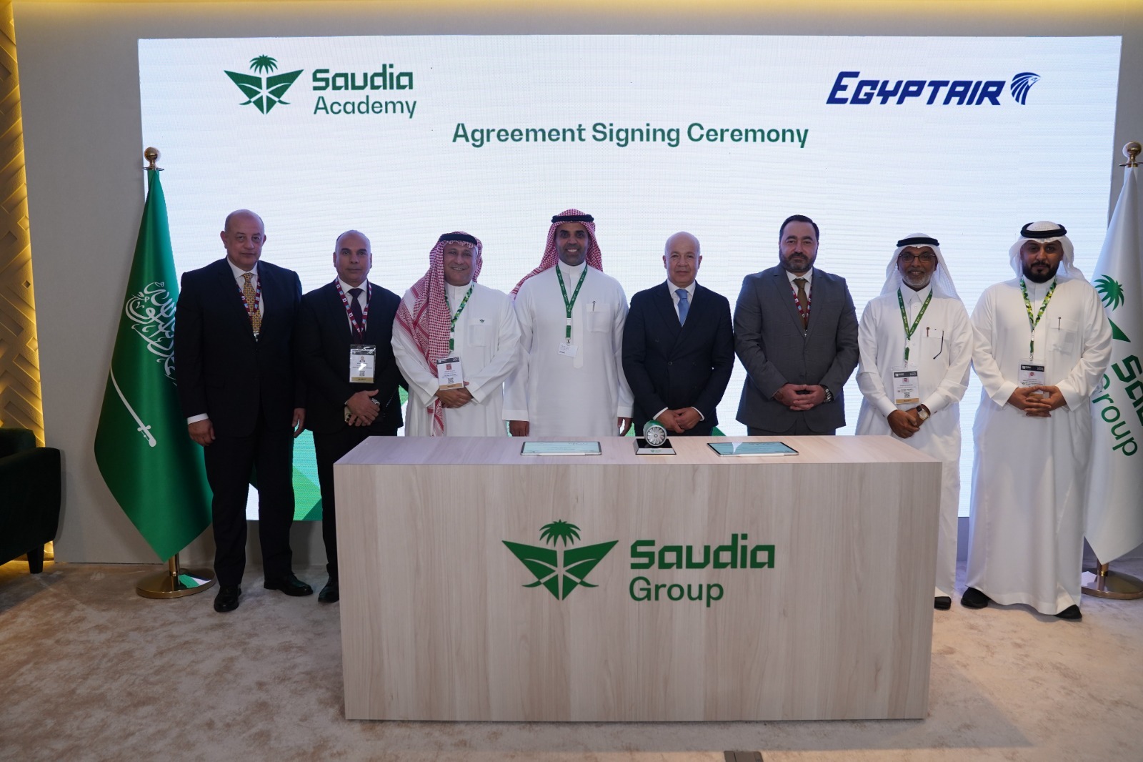 مصر للطيران للخطوط الجوية تتعاقد مع أكاديمية السعودية لتدريب الطيارين