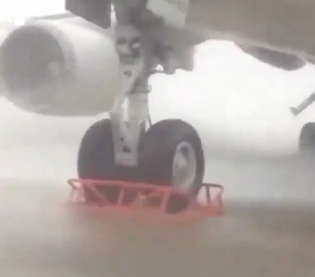 تعرف على التقنية المعقدة التي تضمن سلامة الطائرات عند الإقلاع والهبوط