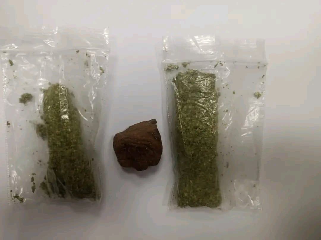 جمارك مطار الغردقة الدولي تضبط كمية من مخدرى الحشيش والماريجوانا