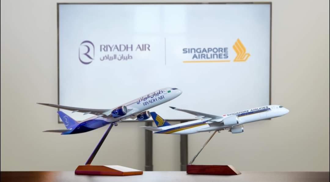 طيران الرياض يوقع شراكة استراتيجية مع الخطوط السنغافورية لتقديم تجربة سفر مميزة
