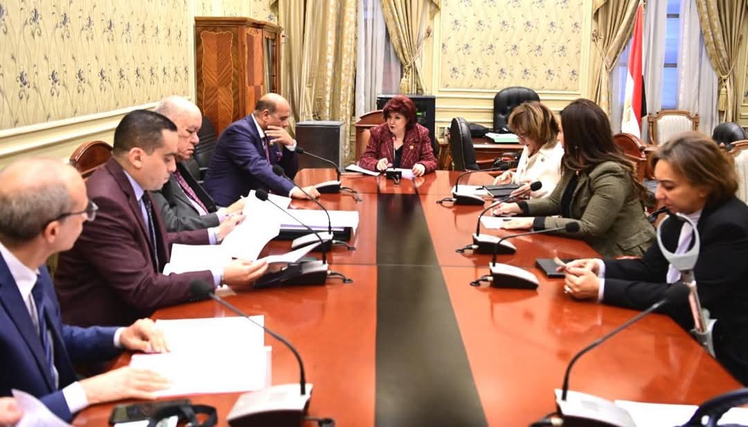 "سياحة النواب" توصي بفتح المطارات أمام الطيران العارض ومنخفض التكاليف