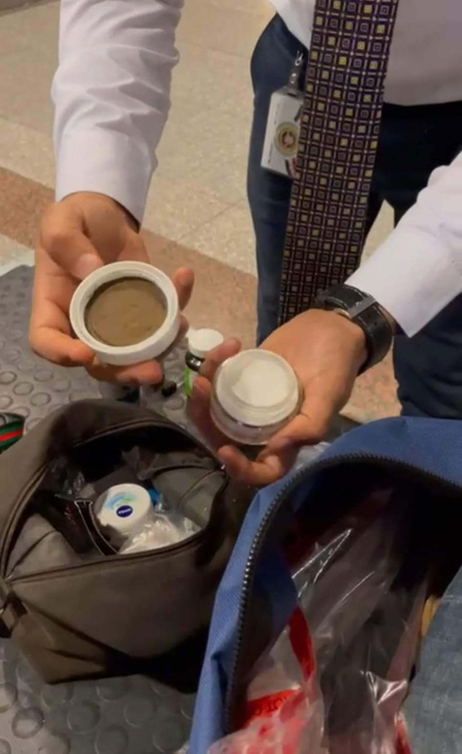 جمارك مطار الغردقه الدولى تضبط كمية من مخدر الحشيش