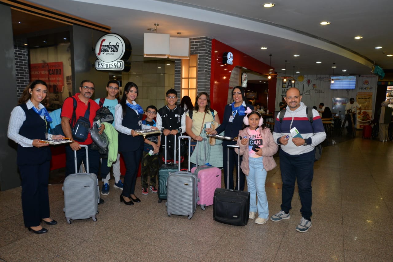 مصر للطيران تحتفل  مع الركاب بالذكري الخمسين لنصر أكتوبر المجيد