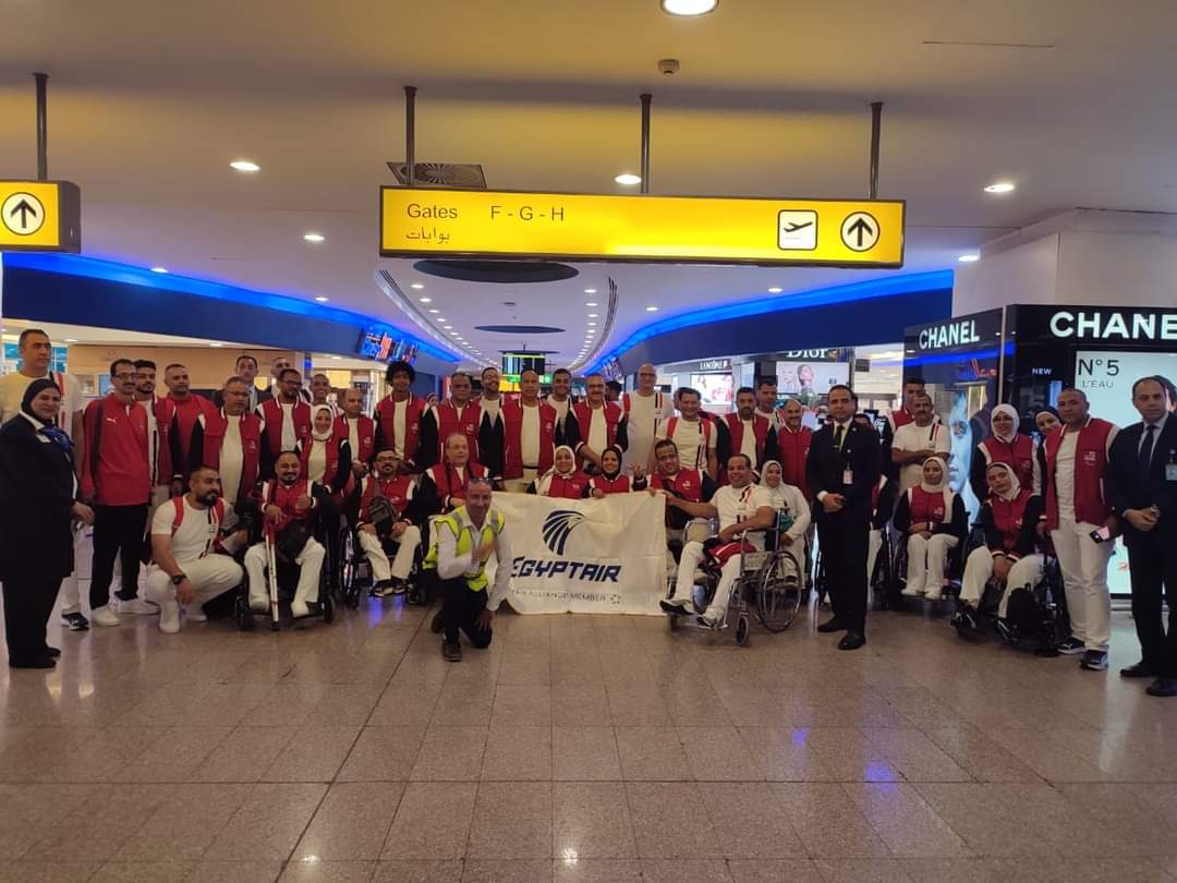 مصر للطيران تنقل بعثة مصر البارالمبية إلى باريس