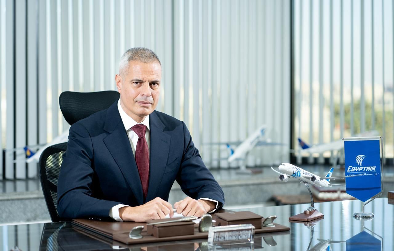 رئيس مصر للطيران للعاملين : أنتم صمام الأمان في الأزمات وسر ثقة عملائنا حول العالم