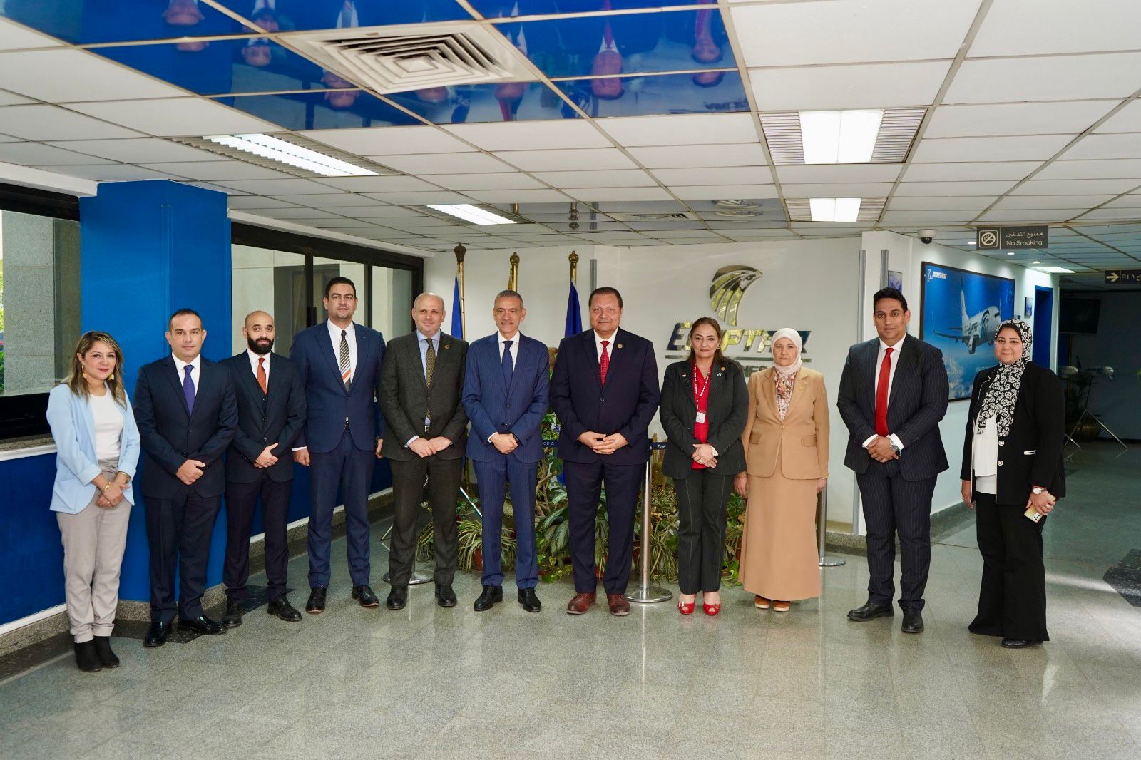 مصر للطيران وهيئة الاعتماد والرقابة الصحية توقعان بروتوكولاً لدعم السياحة العلاجية