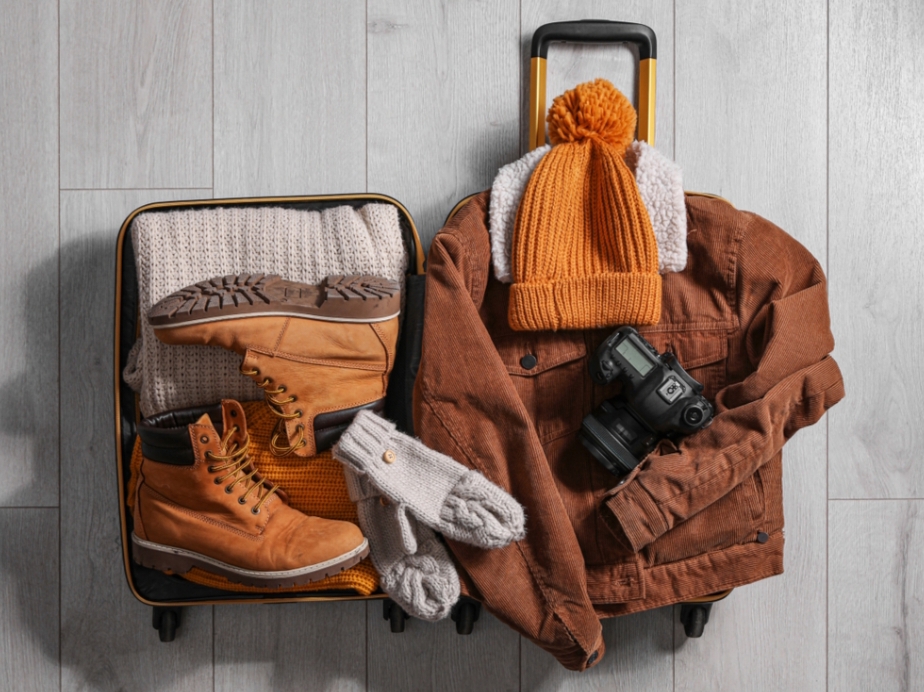 دليلك المثالي لاختيار الملابس الشتوية للسفر..دفء وأناقة في كل رحلة