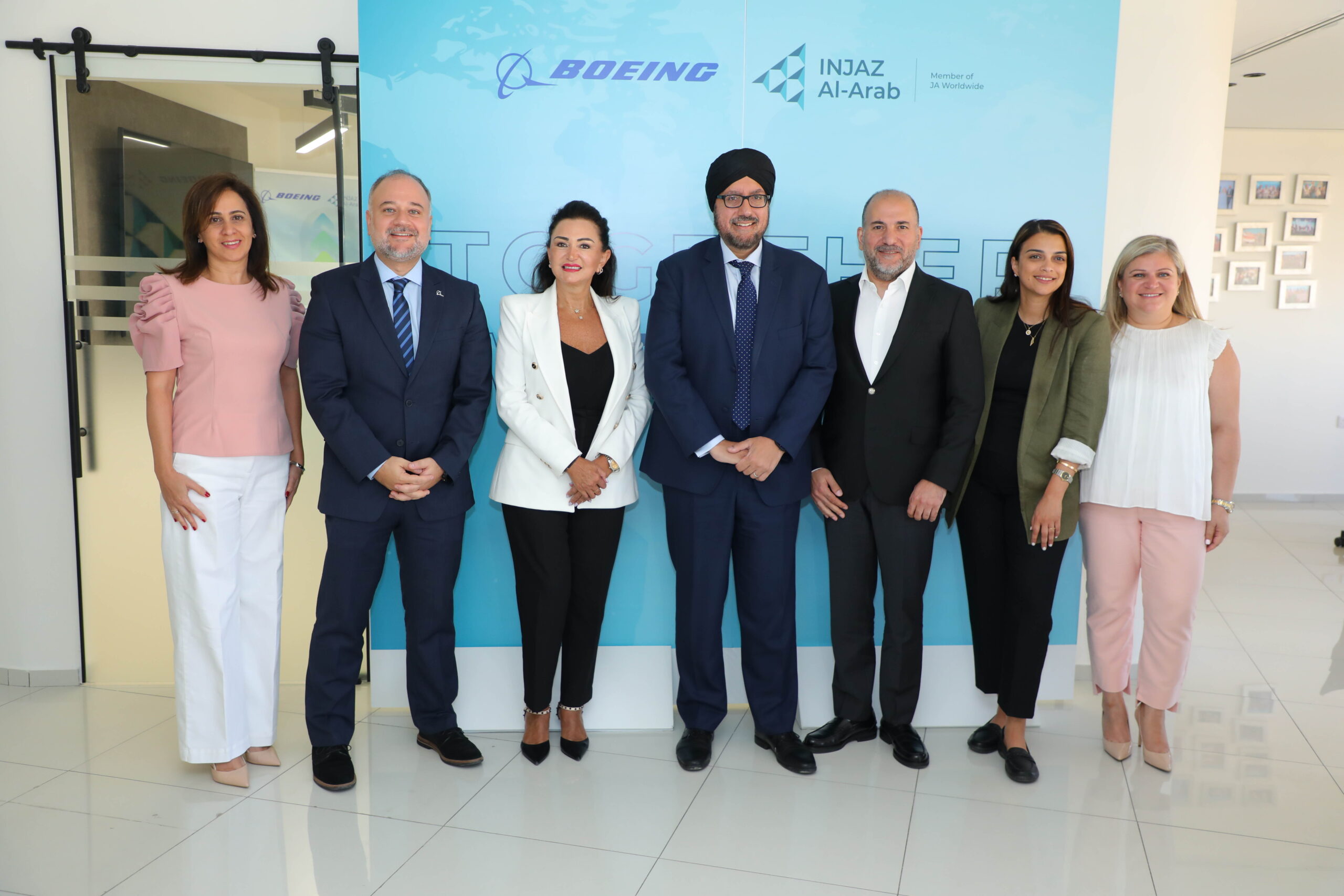 إنجاز العرب وبوينج تطلقان أول دورة للطيران المستدام في الشرق الأوسط